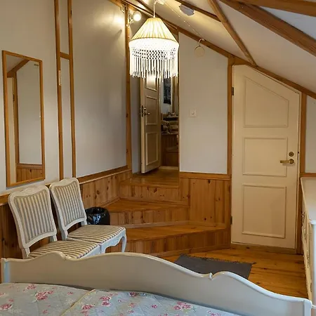 Aurantola Guesthouset