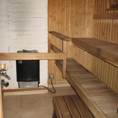 Aurantola Гостевой дом Яаала